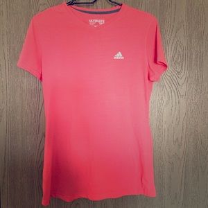 Women’s workout top
